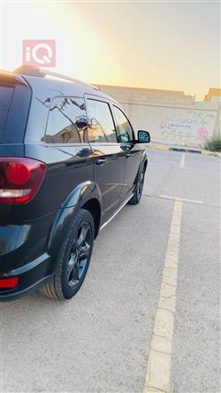 دودج جورني